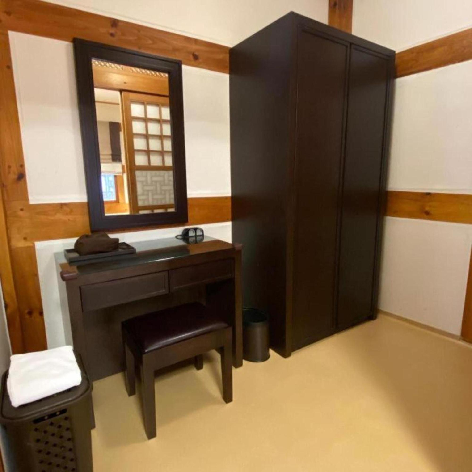 Hanok Stay Namwonyechon By Kensington Exterior photo